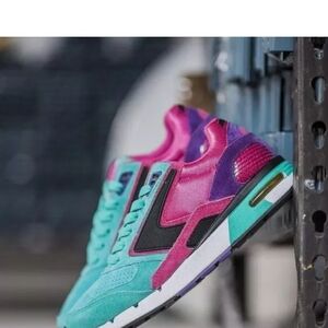 Retro Brooks Bird Of Paradise